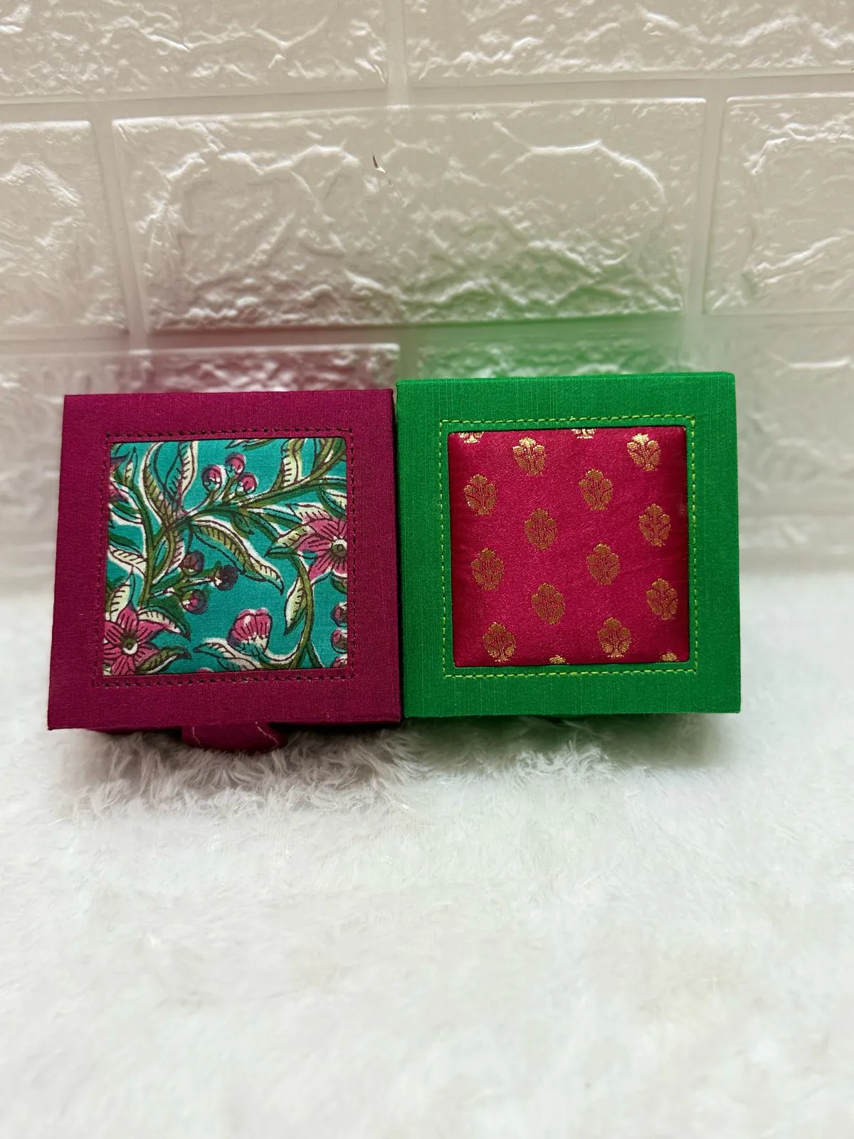 Silk boxes